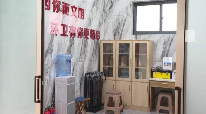 济南城管设置136处环卫工人歇脚点 保障一线环卫工人作业安全